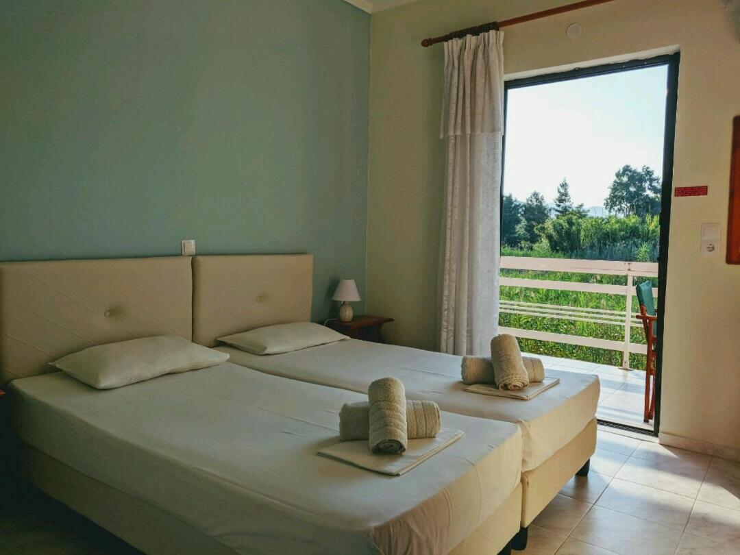 Eleni Studios & Apartments Алікес Екстер'єр фото