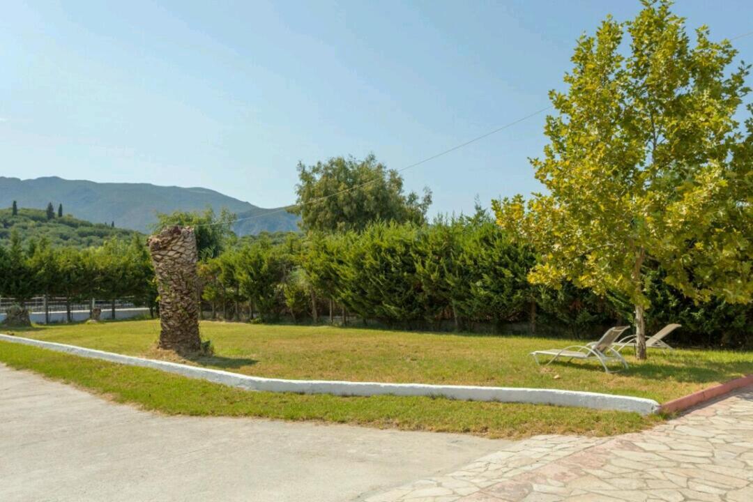 Eleni Studios & Apartments Алікес Екстер'єр фото